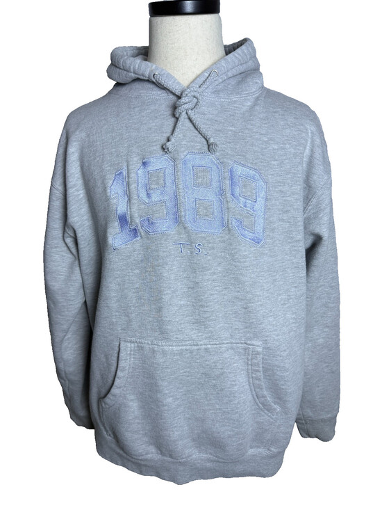 Taylor Swift 1989 T. S. Official Hoodie, Size L, Gray and Purple Long Sleeve - Picture 3 of 16